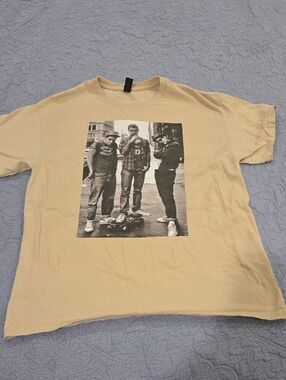 Gildan Beige Short Sleeve Beastie Boys Tee Size L!